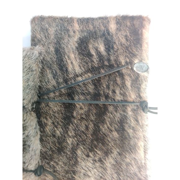 BNWOT Hair on Hide Boot Rugs Black and White - Picture 8 of 10